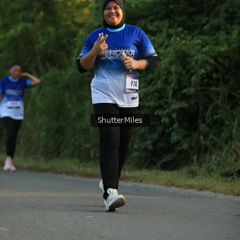 Runner Photo 3474724