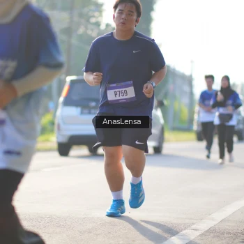 Runner Photo 3474753