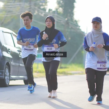 Runner Photo 3474764