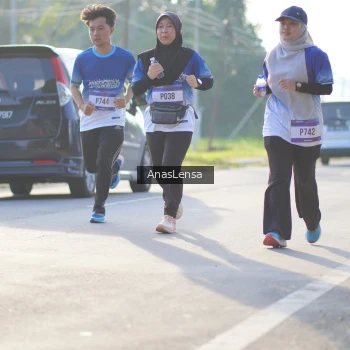 Runner Photo 3474767