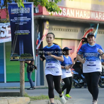 Runner Photo 3474768