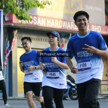 Runner Photo 3474770
