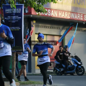 Runner Photo 3474779