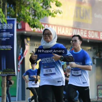Runner Photo 3474780