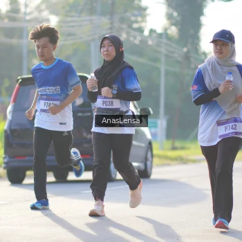Runner Photo 3474785