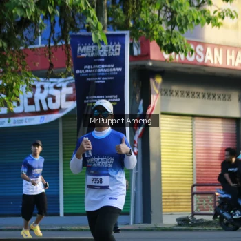 Runner Photo 3474807