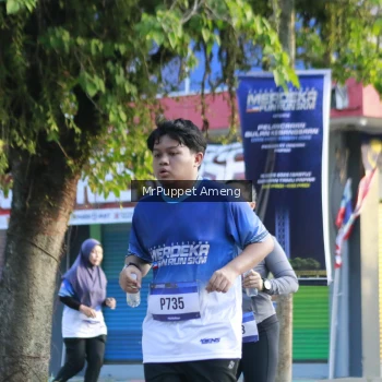 Runner Photo 3474813