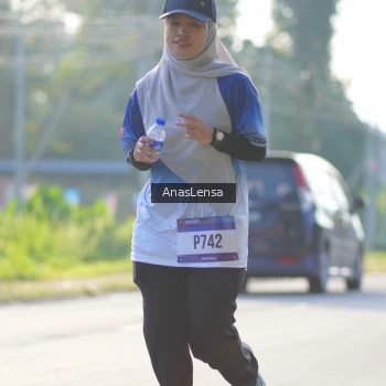 Runner Photo 3474826