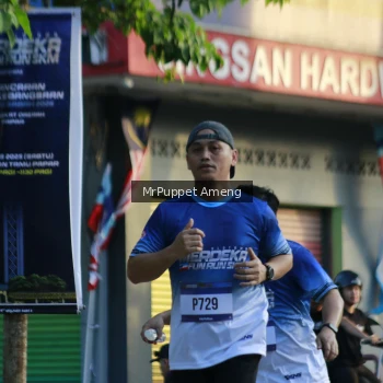 Runner Photo 3474831