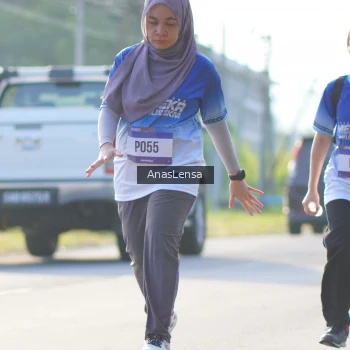 Runner Photo 3474896