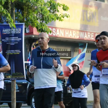 Runner Photo 3474904