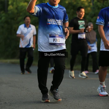 Runner Photo 3474907