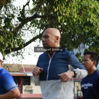Runner Photo 3474915
