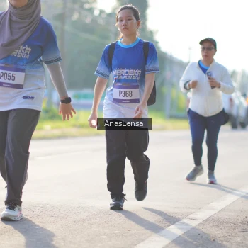 Runner Photo 3474944