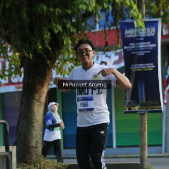 Runner Photo 3474953