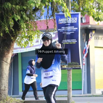 Runner Photo 3474967