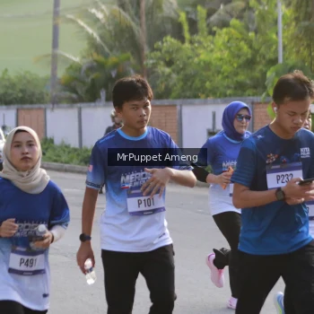 Runner Photo 3474982