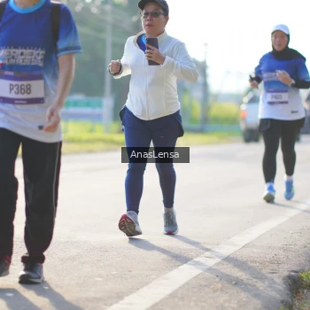 Runner Photo 3475049