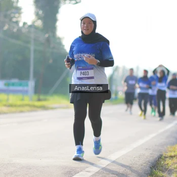 Runner Photo 3475111