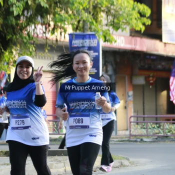 Runner Photo 3475301