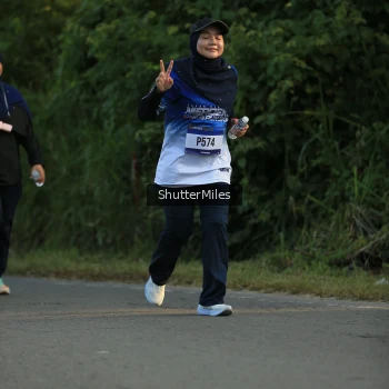 Runner Photo 3475315