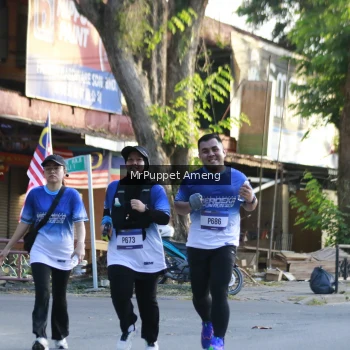 Runner Photo 3475377