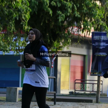 Runner Photo 3475403