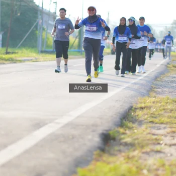 Runner Photo 3475516