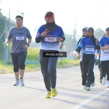 Runner Photo 3475549
