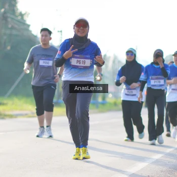 Runner Photo 3475570