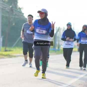 Runner Photo 3475571