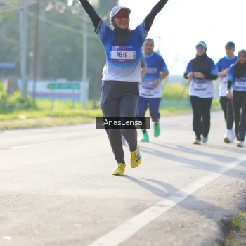 Runner Photo 3475581