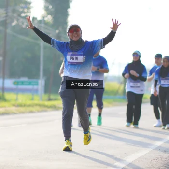 Runner Photo 3475591