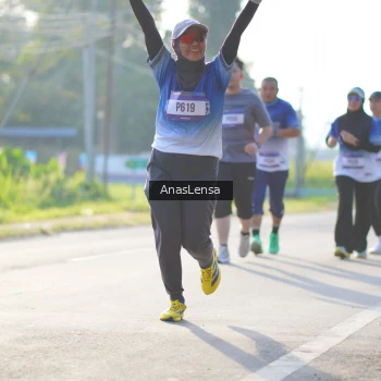 Runner Photo 3475594