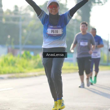 Runner Photo 3475606