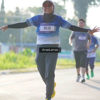 Runner Photo 3475609