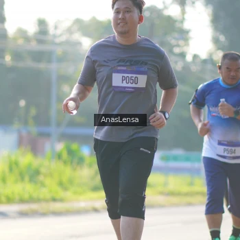 Runner Photo 3475632