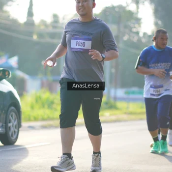 Runner Photo 3475635