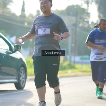 Runner Photo 3475642
