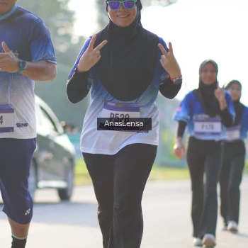 Runner Photo 3475657