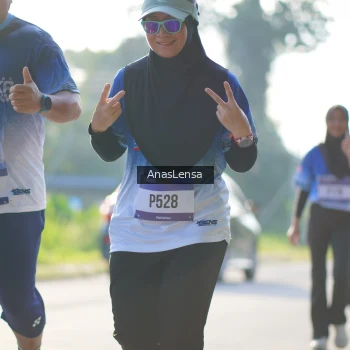 Runner Photo 3475665