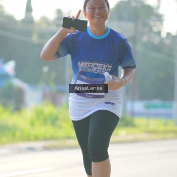 Runner Photo 3475732