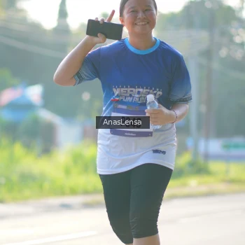 Runner Photo 3475736