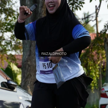 Runner Photo 3475752