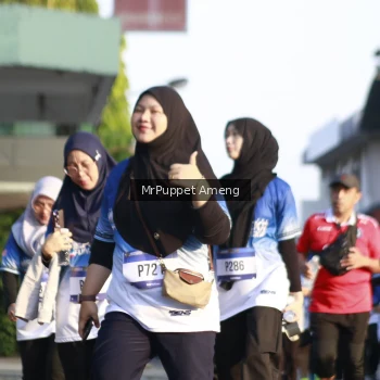 Runner Photo 3475762