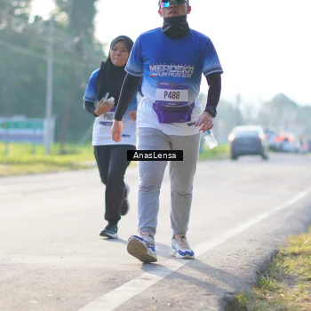 Runner Photo 3475770