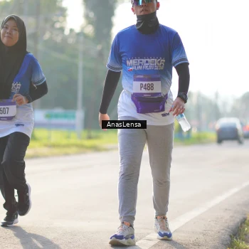 Runner Photo 3475784