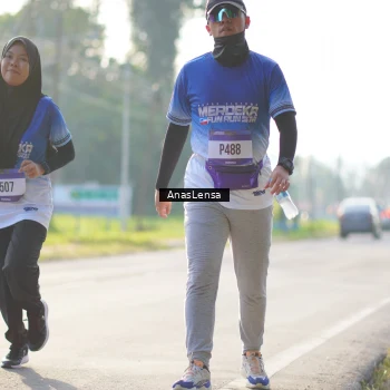 Runner Photo 3475788