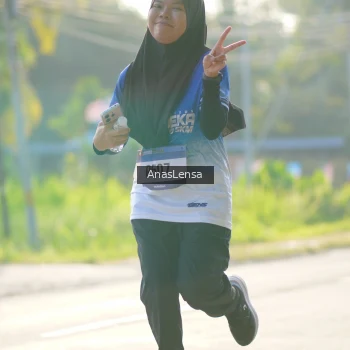 Runner Photo 3475796