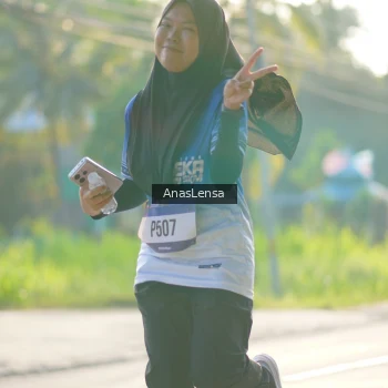 Runner Photo 3475810